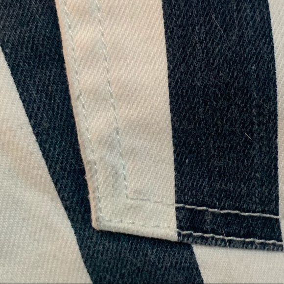 Juicy Couture Kids Striped Denim short - Picture 12 of 13